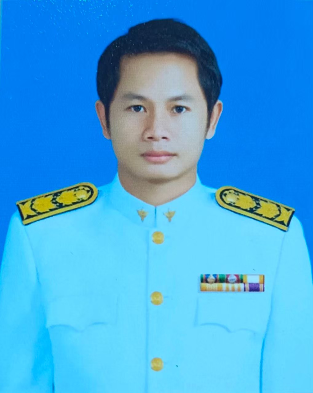 นายคเนศ วงษา