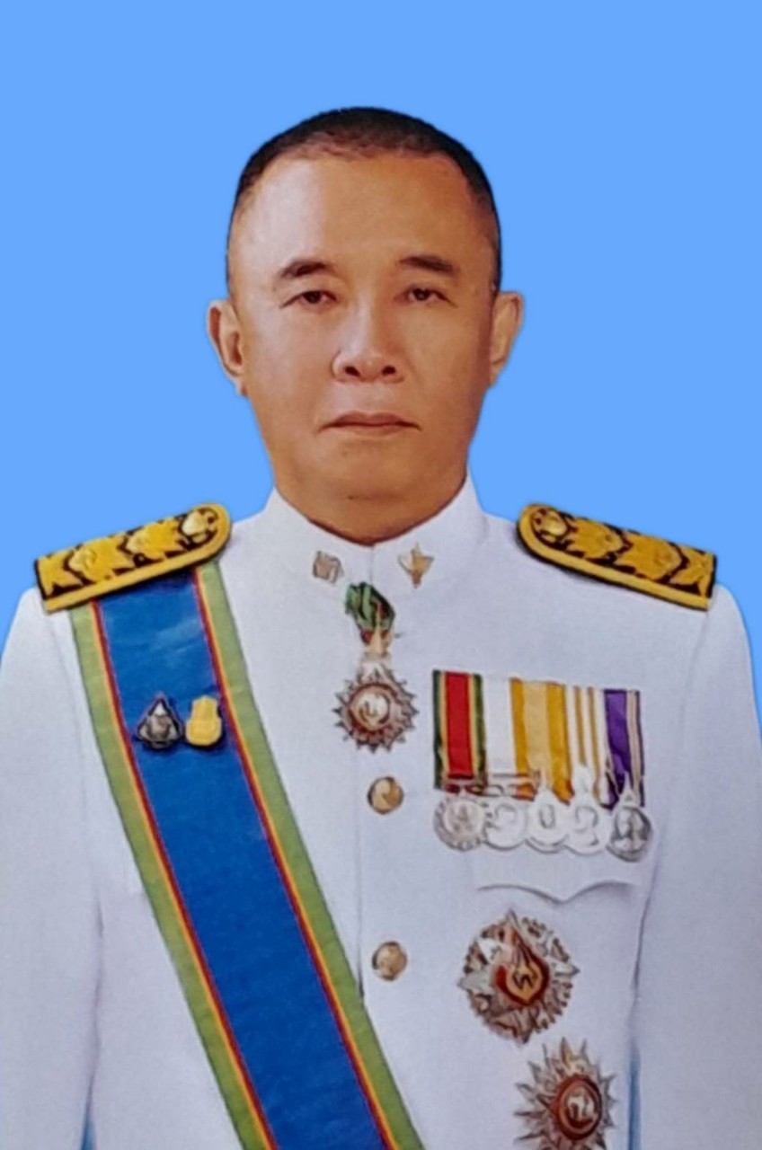 นายวิชัย   รัตนกรีฑากุล